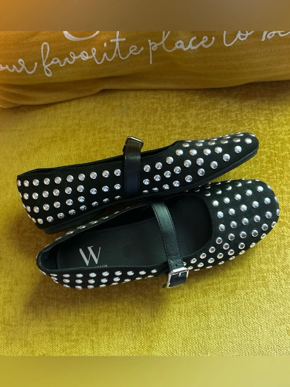 N/A stylish black